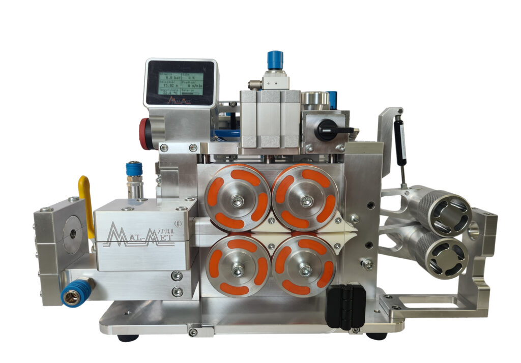Klasyczna wdmuchiwarka mechaniczna MAH-4 UNIWERSAL ECO 4RD